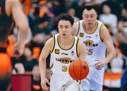 乐鱼体育入口-辽宁男篮大胜山东男篮，实现全面反扑