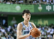 乐鱼体育平台-杨瀚森把体能练好，第一个赛季不会弱于同期约基奇